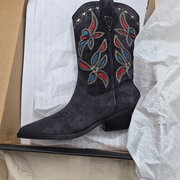Marc Fisher LTD Shoes - NEW Marc Fisher LTD Women's Trista Western Boot, Black Suede size 8.5M